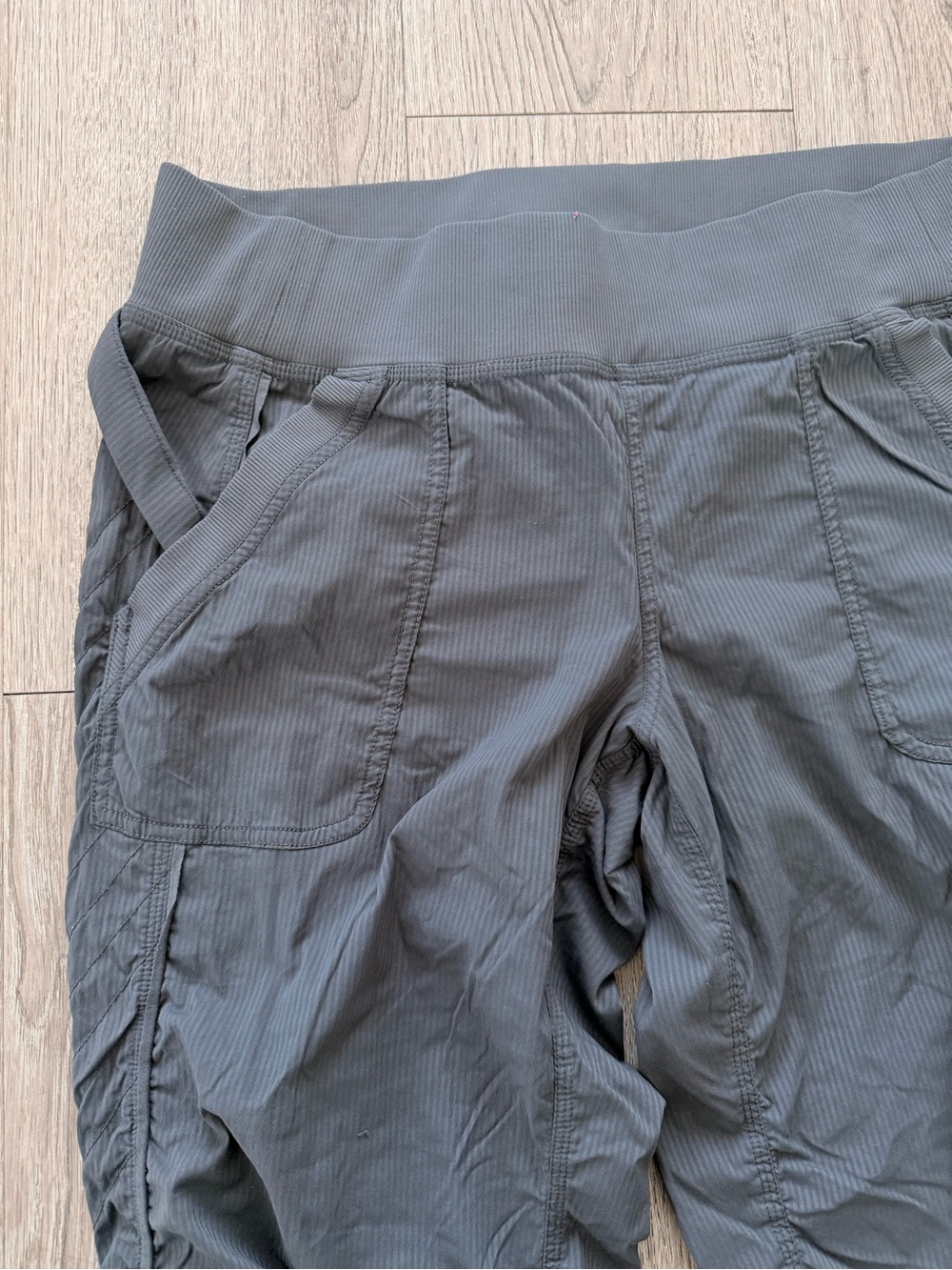 Lululemon Quick Step Pant Gray Dance Ruched Cinch Hem Size 12 - Picture 5 of 14
